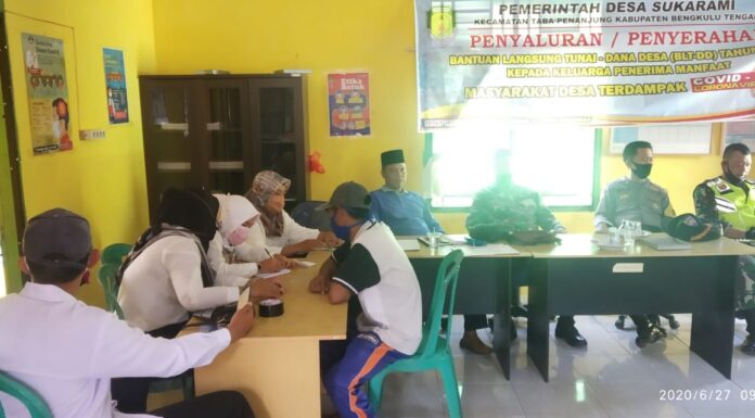 140 KK Warga Desa Suka Rami Bengkulu Tengah Terima Bantuan BLT DD