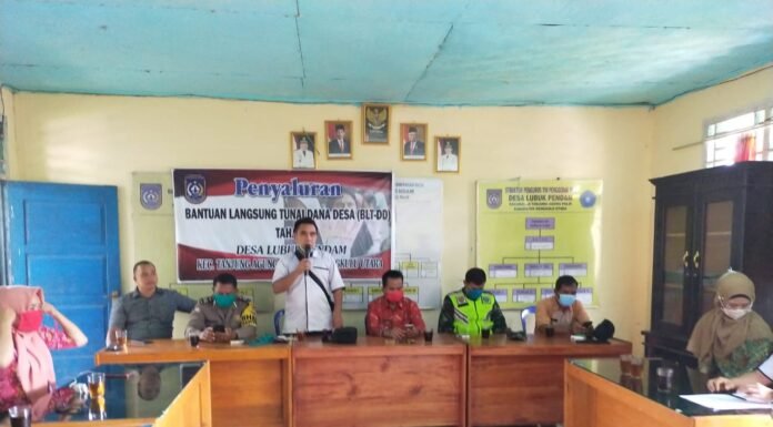 Penyaluran Bantuan BLT DD Tahap II Desa Lubuk Pendam Berjalan Sukses