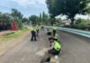 Satlantas Polres Bengkulu Utara Polda Bengkulu Lanjutkan Giat Menampal Jalan Berlubang