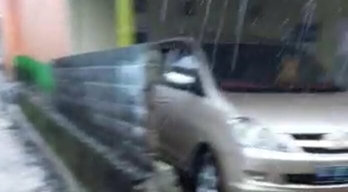 Rumah Warga Gang Beringin Dan Gang Rambutan Kebanjiran