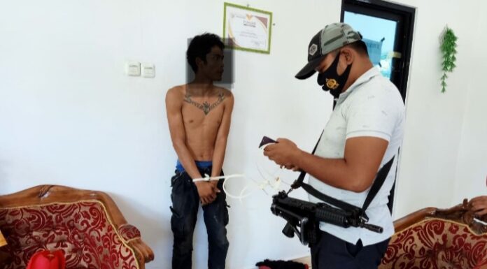 Pelaku Pencurian Besi Di PT KSM Mukomuko Di Amankan Polsek Lubuk Pinang