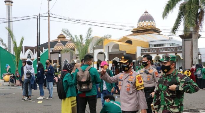 Kapolda Bengkulu Memantau Langsung Aksi Demo Tolak Omnibus Law