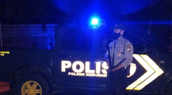 Polsek Kedurang Rutin Patroli Blue Light Untuk Persempit Ruang Gerak Kriminal 3C