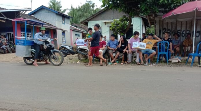 Warga Desa Taba Baru Antusia Bantu Galang Dana Untuk Bantu Warga Musibah Kebakaran