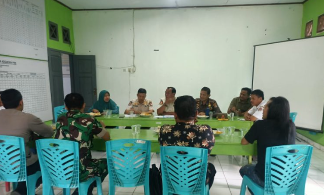 Pengelola Karaoke Di Lubuk Mukti Kecewa Dengan Surat Penutupan Sepihak Dari Kepala Desa