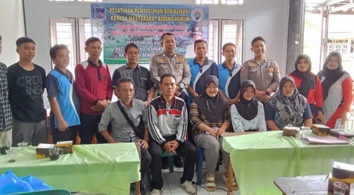 Satlantas Polres Bengkulu Utara Sosialisasi Kamseltibcarlantas di Kantor Kantor Desa Gunung Agung