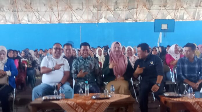 Ribuan Tim Pemenangan Koalisi Deklarasi Menangkan Paslon Kopli-Roiyana