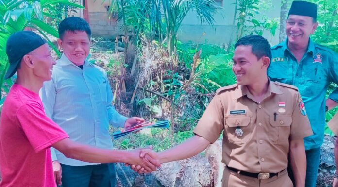 Gerak Cepat Usai Dilantik Camat XlV Koto Langsung Tinjau Rumah Tidak Layak Huni