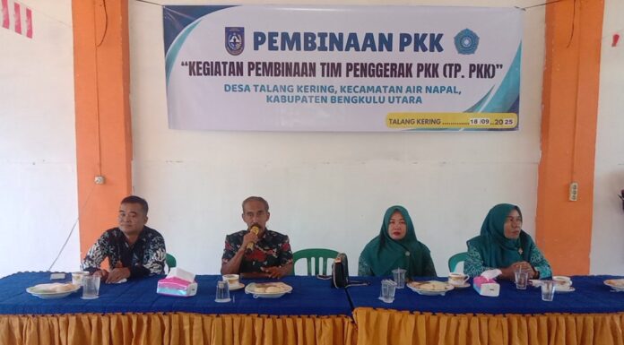 Pelatihan Pembinaan tim Penggerak PKK Desa Talang Kering
