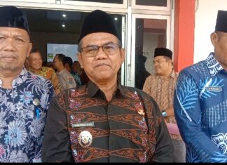 Wakil Bupati Bengkulu Utara H. Sumarno Menghadiri Sertijab Kadis Dispendik Definitif Dr. Firdaus, S.Pd., M.Pd