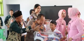 Kapolres BU Tebar Kepedulian di SLB Gunung Selan, Hadirkan Sentuhan Humanis untuk Anak Berkebutuhan Khusus