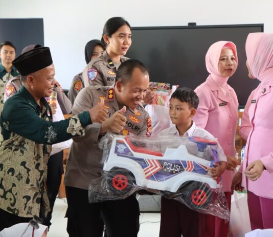 Kapolres BU Tebar Kepedulian di SLB Gunung Selan, Hadirkan Sentuhan Humanis untuk Anak Berkebutuhan Khusus