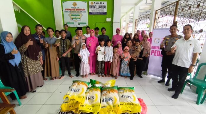 Sambut Hari Bhayangkara ke-80, Polres Bengkulu Utara Salurkan Bansos Sembako ke Panti Asuhan