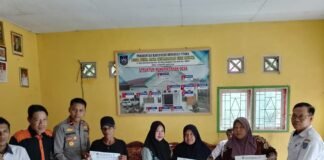 Penyaluran BLT Dana Desa Desa Renah Jaya Berjalan Tertib, 3 Keluarga Penerima Manfaat Terima Bantuan 7 Bulan Sekaligus