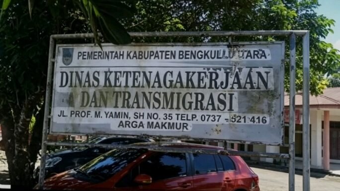 Tender Peningkatan Jalan di Dinaskestran Menggantung Kontaktor Pertanyakan Kejelasan Pemenang