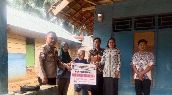 Pemerintah Desa Wono Harjo Gelar Penyaluran BLT DD Secara DOOR-TO-DOOR Untuk Periode Agustus – September