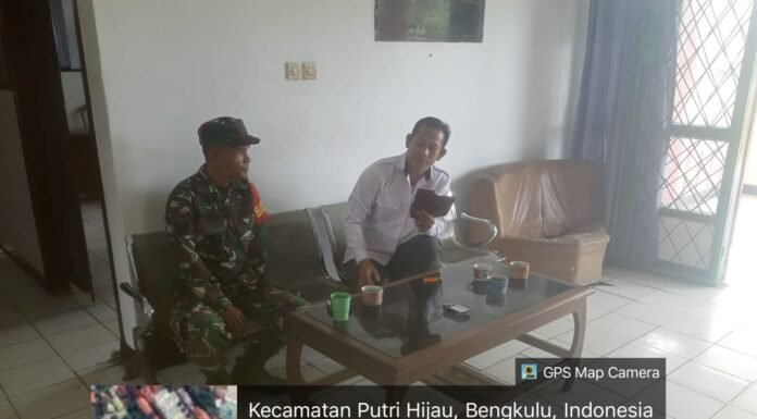 Jaga Keamanan dan Cegah Karhutla Koramil 423-04/Putri Hijau Jalin Komsos Bersama Warga Desa Kota Bani